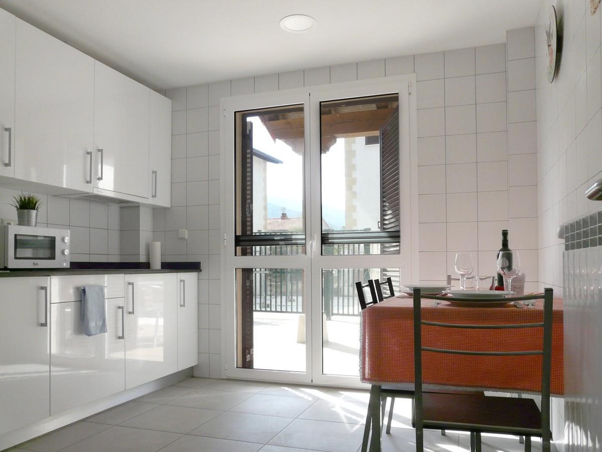 Larrasoana Albergue San Nicolas מראה חיצוני תמונה
